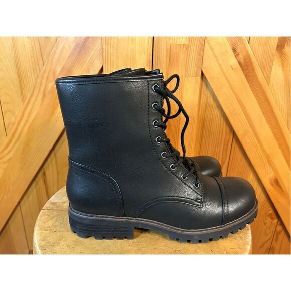 BOC by Born Womens Amaih Stacked Heel Lace Up Boots Size 8.5M NWOT - Picture 1 of 7